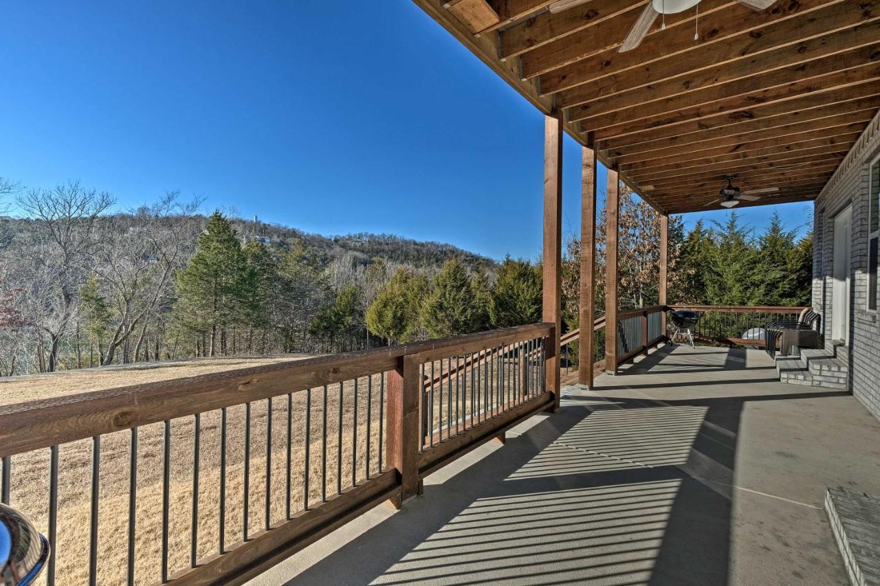 Holiday Island Beaver Lake Escape With Views! Eureka Springs Buitenkant foto